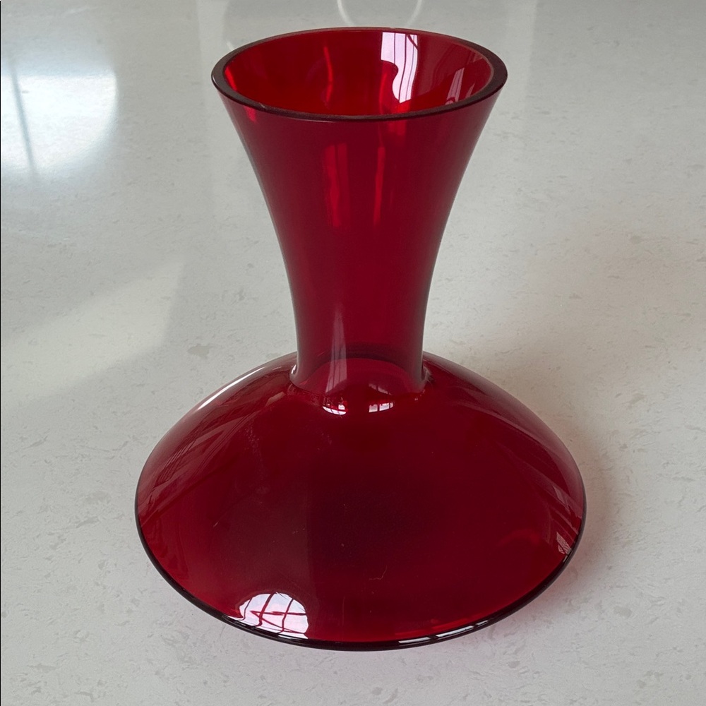 Elegant Red Glass Vase